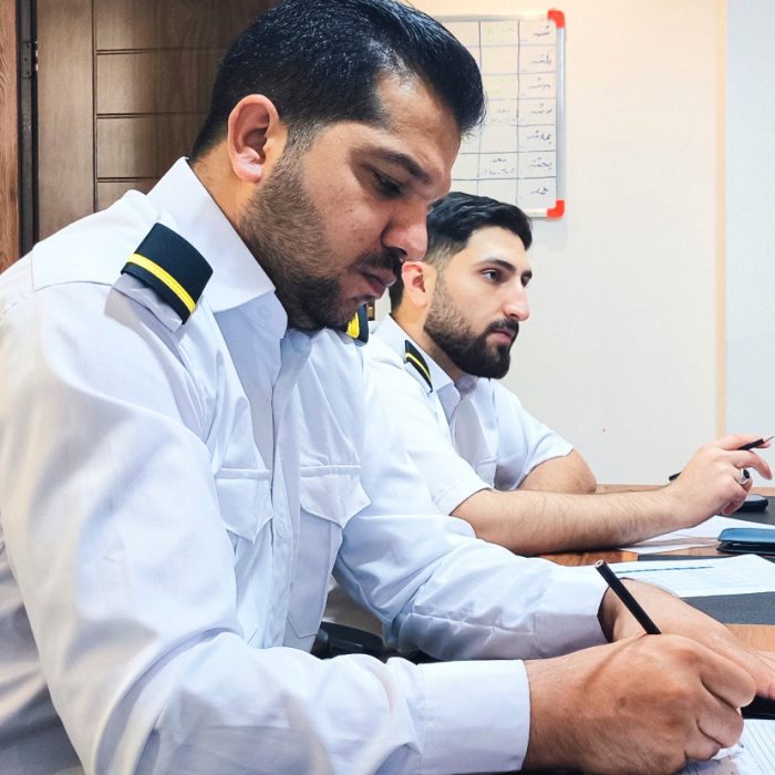 آموزش خلبانی اصفهان